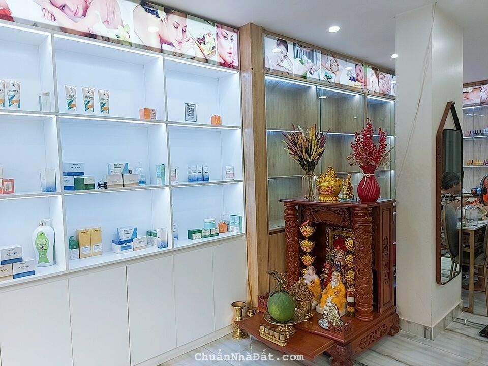 Gấp Bán Giảm 5.2 tỷ Biệt Thự Họ Lê - Tân Phú DT 7.5 x 13m Giá 16.8 Tỷ