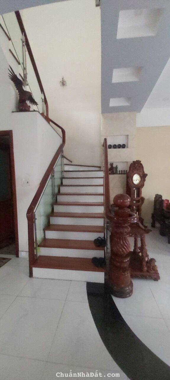 Chỉ 15.5 Tỷ Có Ngay Biệt Thự KDC Vĩnh Lộc - Bình Tân DT 10 x 19m Chỉ 15.5 Tỷ Có Ngay Biệt Thự KDC Vĩnh Lộc - Bình Tân DT 10 x 19m