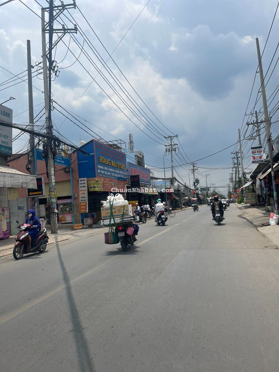 Nhà Bán Mặt Tiền Kinh Doanh Võ Văn Vân Ấp 3 DT 5 x 30m Giá 10 Tỷ Nhà Bán Mặt Tiền Kinh Doanh Võ Văn Vân Ấp 3 DT 5 x 30m Giá 10 Tỷ