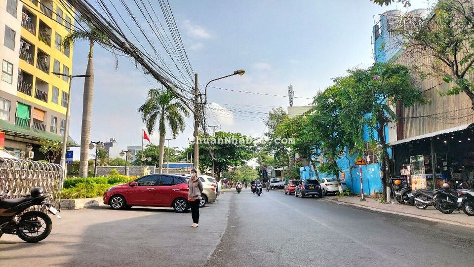 MẶT TIỀN KINH DOANH- NGAY LÀNG ĐẠI HỌC THỦ ĐỨC