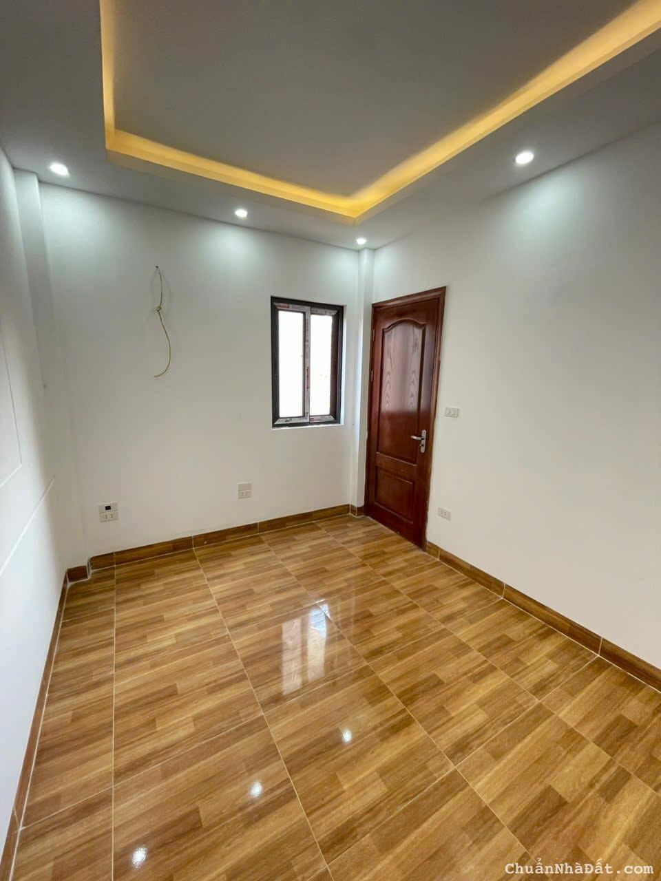 Nhà 42m ở lũng kinh, cách 50m ra đường ô tô, ngay chợ chỉ 2,35 tỷ Nhà 42m ở lũng kinh, cách 50m ra đường ô tô, ngay chợ chỉ 2,35 tỷ