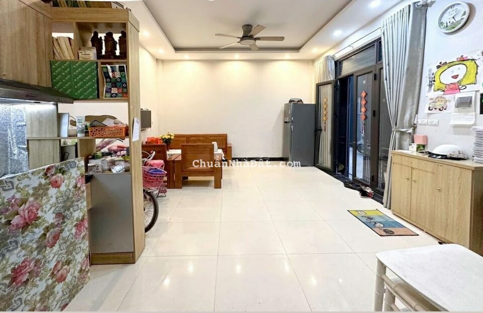 Chủ chuyển công tác nên cần bán nhà 4 tầng x30m tại Vân Canh, sát KĐT Vân Canh chỉ 3,1 tỷ