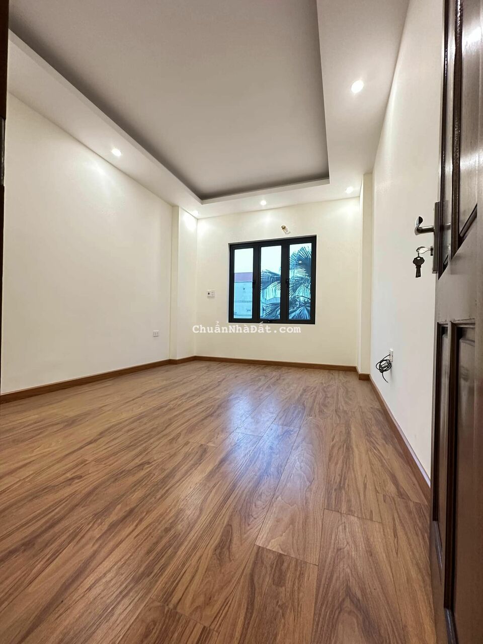 Nhà Vân Canh 30mx4,5 tầng, 20m ra đường ô tô, bãi ô tô ngay đầu ngõ, 150m ra đường 422B chỉ 2,95 tỷ