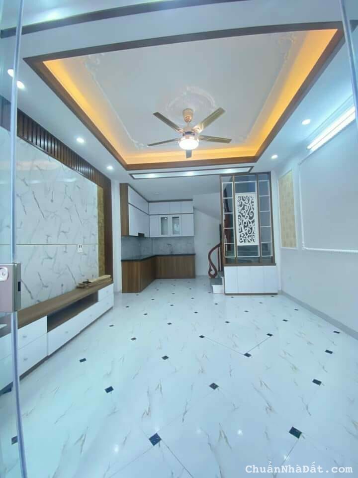 Chỉ 2,45 tỷ có ngay căn nhà 30mx4 tầng tại Kim Chung, chỉ 200m ra đường 422B Chỉ 2,45 tỷ có ngay căn nhà 30mx4 tầng tại Kim Chung, chỉ 200m ra đường 422B