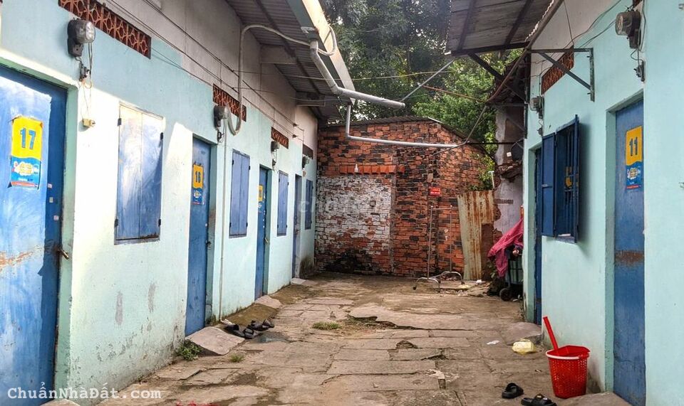 Bán dãy trọ 8 phòng đang cho thuê 12tr/tháng Bán dãy trọ 8 phòng đang cho thuê 12tr/tháng