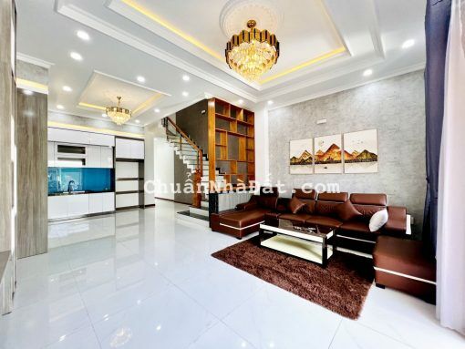 Bán nhà 3 lầu gần nhà máy Lego ở TP Tân UYên