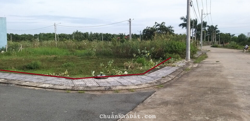  Bán 1 sào đất gần ngã tư Chơn thành - lô góc 2 mặt tiền siêu đẹp