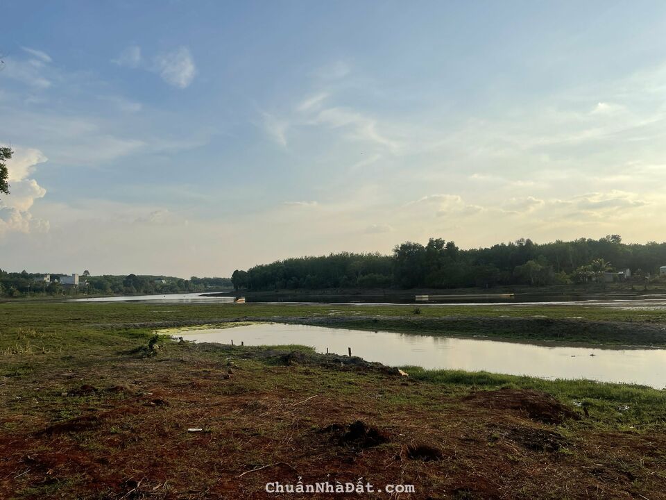 Bán đất đường nhựa,view hồ Suối Lai ở thị xã Chơn Thành - 270tr
