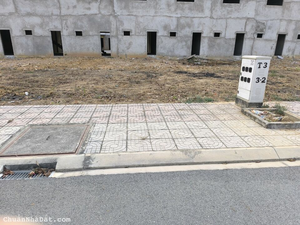 ngộp bank,cần thanh lý gấp miếng đất đẹp