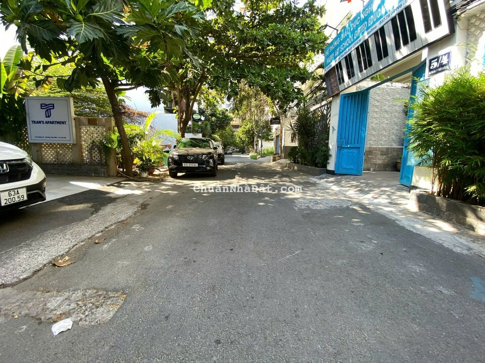 Bán biệt thự hẻm ô tô đường 64 P.Thảo Điền Quận 2 ngang 8m công nhận 152m2. Giá TL lộc 0903034123