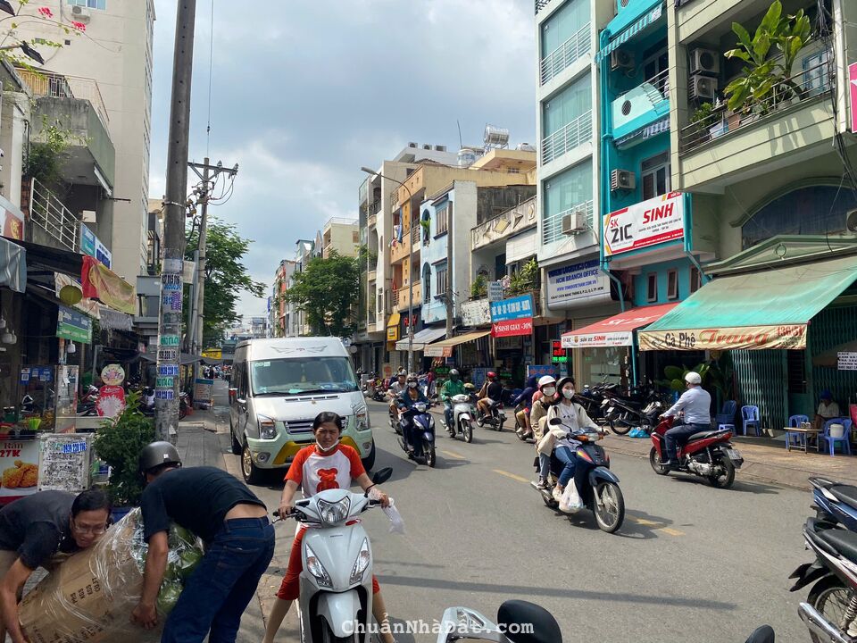 - Chính Chủ Gửi Bán Nhà Mặt Tiền Đường Đỗ Thị Lời Quận 3 cách Đường CMT8 70m, nhà 3 tầng có HĐ thuê