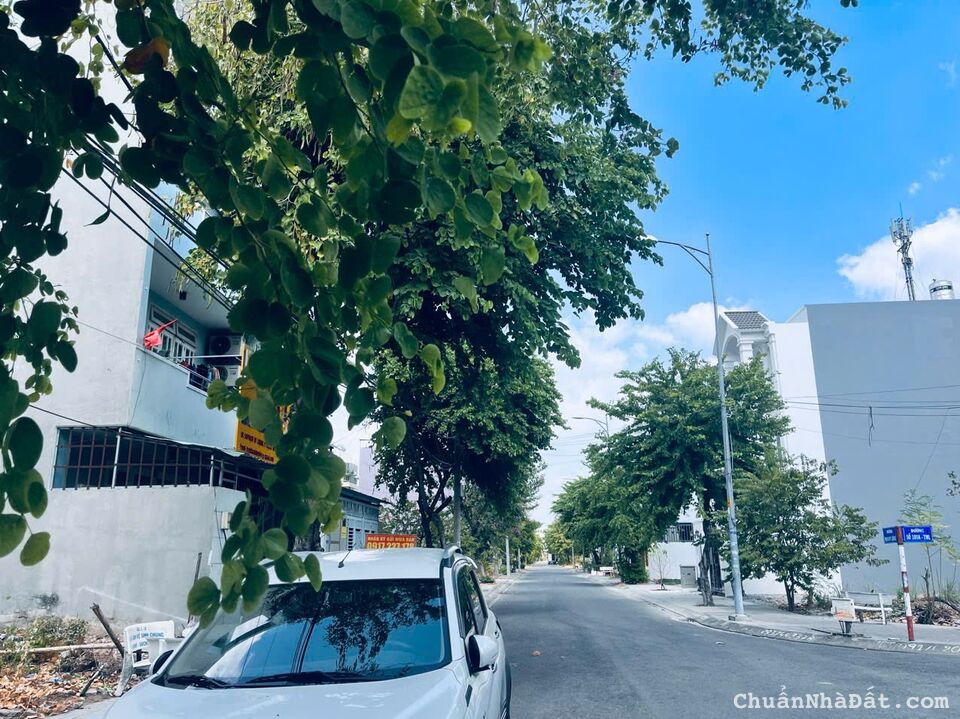 Bán đất dự án KDC Thạnh Mỹ Lợi Quận 2 Mặt tiền đường Phạm Hy Lượng đối diện chợ Lô G20