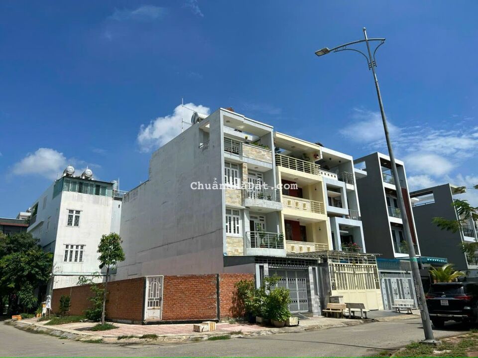 Chủ gửi bán đất dự án KDC Trung Tâm Y Tế phường Bình Trưng Tây Quận 2 lô góc view công viên ngang 5