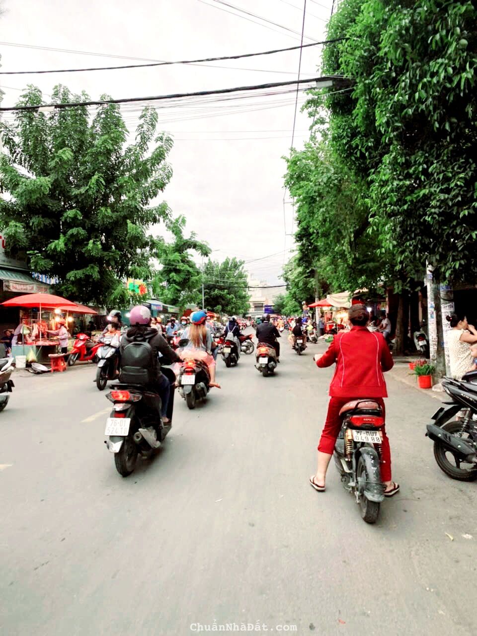 Bán đất mặt tiền đường Lê Văn Thịnh Cát Lái Quận 2 ngay Chợ Cây Xoài Căn Góc 2 mặt tiền cách chợ 30