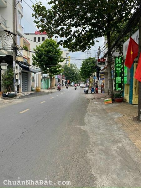 Bán lô đất lớn, phù hợp CHDV hoặc XD nhà ở - Bán Hẻm 92 Nguyễn Tuyễn Q2,  8,8m x dài 22m, tách 2 sổ