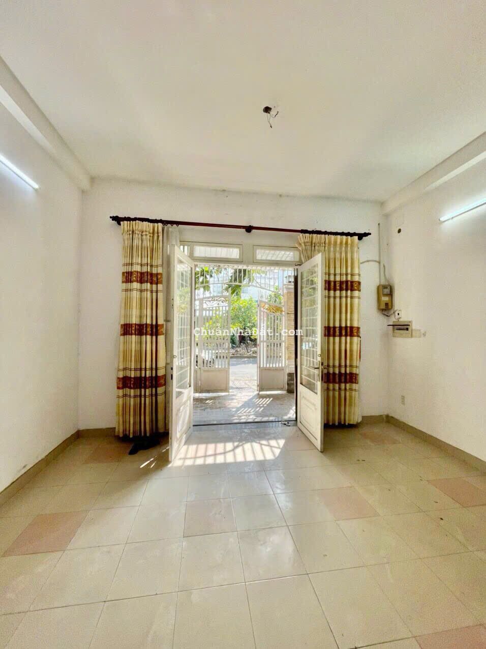 Cho thuê nhà mặt tiền số 31 đường 49 phường Bình Trưng Đông Quận 2 Cách Ngân Hàng VietinBank 100m Cho thuê nhà mặt tiền số 31 đường 49 phường Bình Trưng Đông Quận 2 Cách Ngân Hàng VietinBank 100m