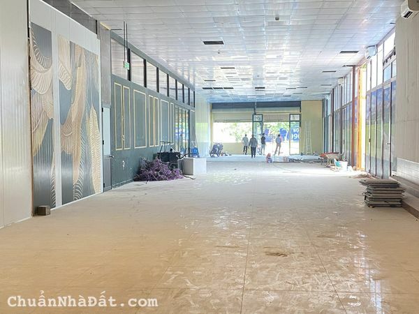 Cho thuê mặt bằng kinh doanh đường Đỗ Xuân Hợp - Song Hành Cao Tốc Quận 2 trống suốt - 6 máy lạnh Cho thuê mặt bằng kinh doanh đường Đỗ Xuân Hợp - Song Hành Cao Tốc Quận 2 trống suốt - 6 máy lạnh