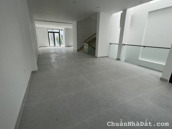 Cho thuê biệt thự liền kề khu compound 𝙎𝙖𝙞𝙜𝙤𝙣 𝙈𝙮𝙨𝙩𝙚𝙧𝙮 𝙑𝙞𝙡𝙡𝙖, Quận 2  DTsd 500m2
