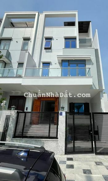 Cho thuê văn phòng khu compound 𝙎𝙖𝙞𝙜𝙤𝙣 𝙈𝙮𝙨𝙩𝙚𝙧𝙮 𝙑𝙞𝙡𝙡𝙖, Quận 2 DT sử dụng: gần 500m