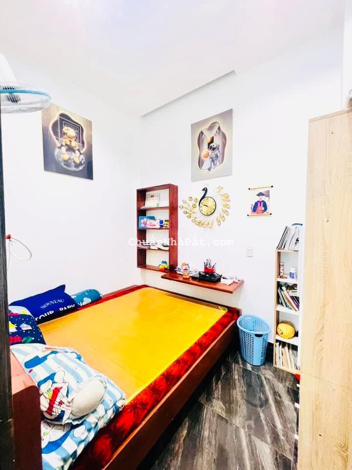 Chủ chuyển nhà to bán gấp nhà kiệt Nguyễn Hoàng, giá 2,65 tỷ TL cho khách thiện chí. LH: 0903211711 Chủ chuyển nhà to bán gấp nhà kiệt Nguyễn Hoàng, giá 2,65 tỷ TL cho khách thiện chí. LH: 0903211711