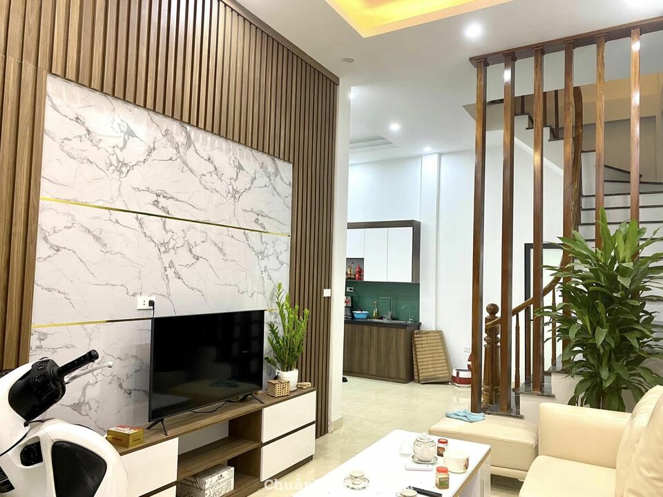 Siêu Phẩm Nguyễn Chí Thanh Đống Đa, Cạnh Vincom OTO Đỗ Cửa Hai Mặt Ngõ, DT 43m2 giá 5.5 Tỷ Siêu Phẩm Nguyễn Chí Thanh Đống Đa, Cạnh Vincom OTO Đỗ Cửa Hai Mặt Ngõ, DT 43m2 giá 5.5 Tỷ