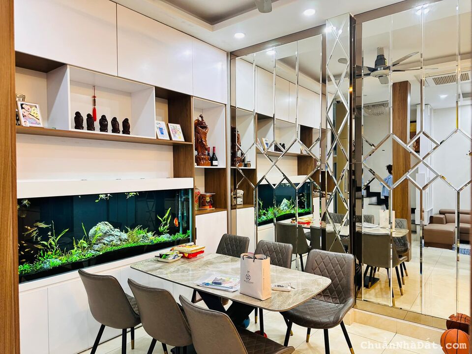 Nhà Đẹp Trần Khát Chân, Hai Bà Trưng, Thang Máy, Gần Phố, Ở Sướng, DT 65m Giá 10 tỷ 5 