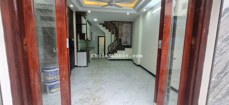 🏡✨Bán Nhà 5 Tầng 36m NGÕ206 CỔ LINH🏡✨ngõ thông tiện ích bạt ngàn,giá chỉ hơn 3 tỷ.