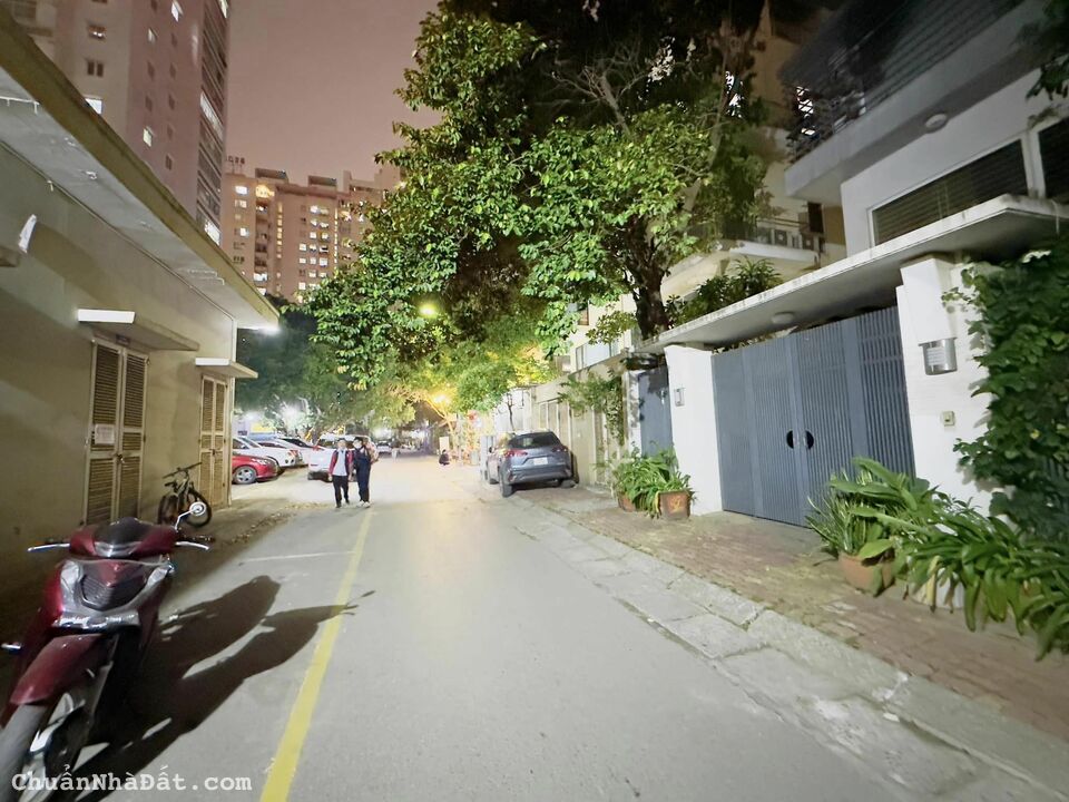 Bán biệt thự nhà vườn 5 tầng 150m2 mặt tiền 7,2m nhà đẹp 3 mặt thoáng vào ở ngay Bán biệt thự nhà vườn 5 tầng 150m2 mặt tiền 7,2m nhà đẹp 3 mặt thoáng vào ở ngay