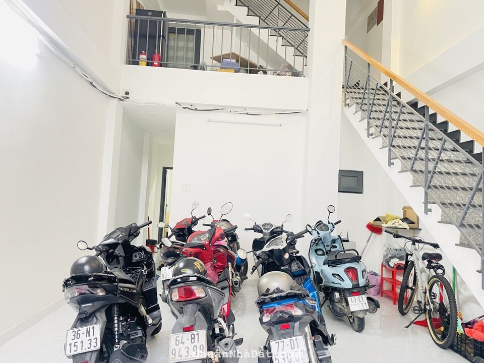 bán nhà 5 tầng 80m2 đường Hoàng Diệu 2, Linh Trung, Thủ Đức giảm còn 8,7 tỷ bán nhà 5 tầng 80m2 đường Hoàng Diệu 2, Linh Trung, Thủ Đức giảm còn 8,7 tỷ