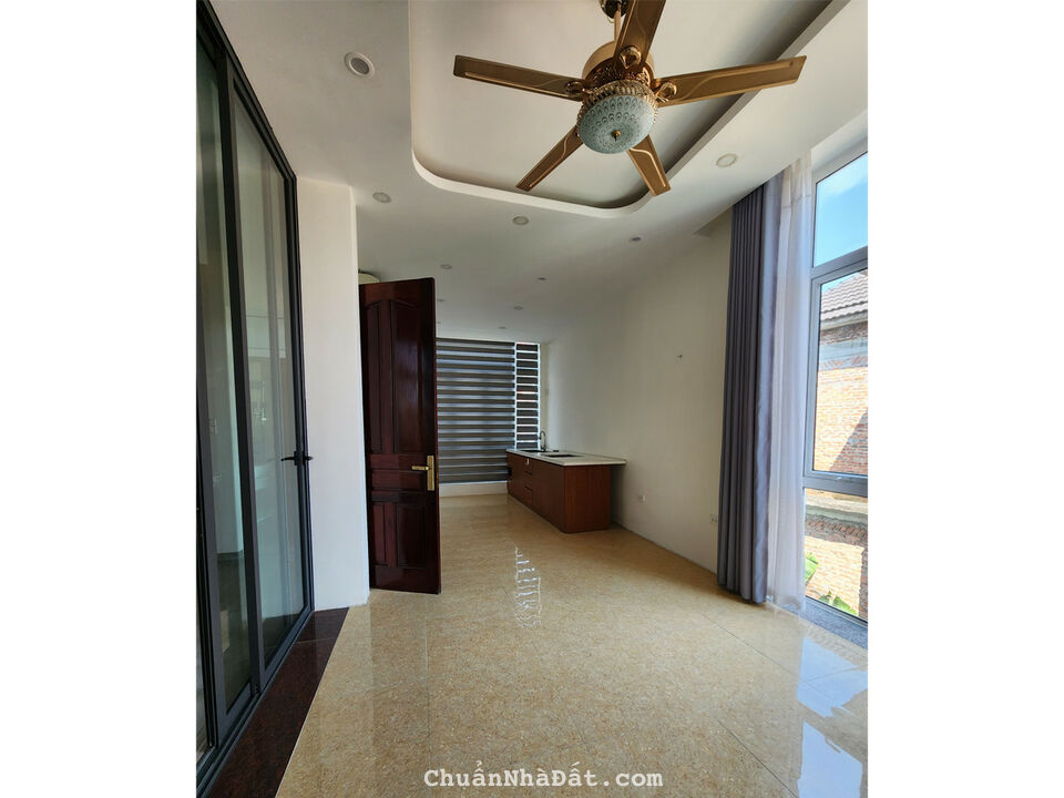 Bán Gấp Biệt Thự TT1 Thành Phố Giao Lưu – View Hồ - Nội Thất Hoàn Thiện Bán Gấp Biệt Thự TT1 Thành Phố Giao Lưu – View Hồ - Nội Thất Hoàn Thiện