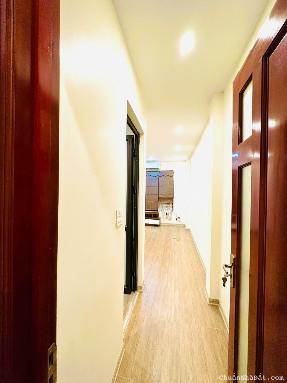 Bán Gấp Nhà Bát Khối Long Biên Trước Tết