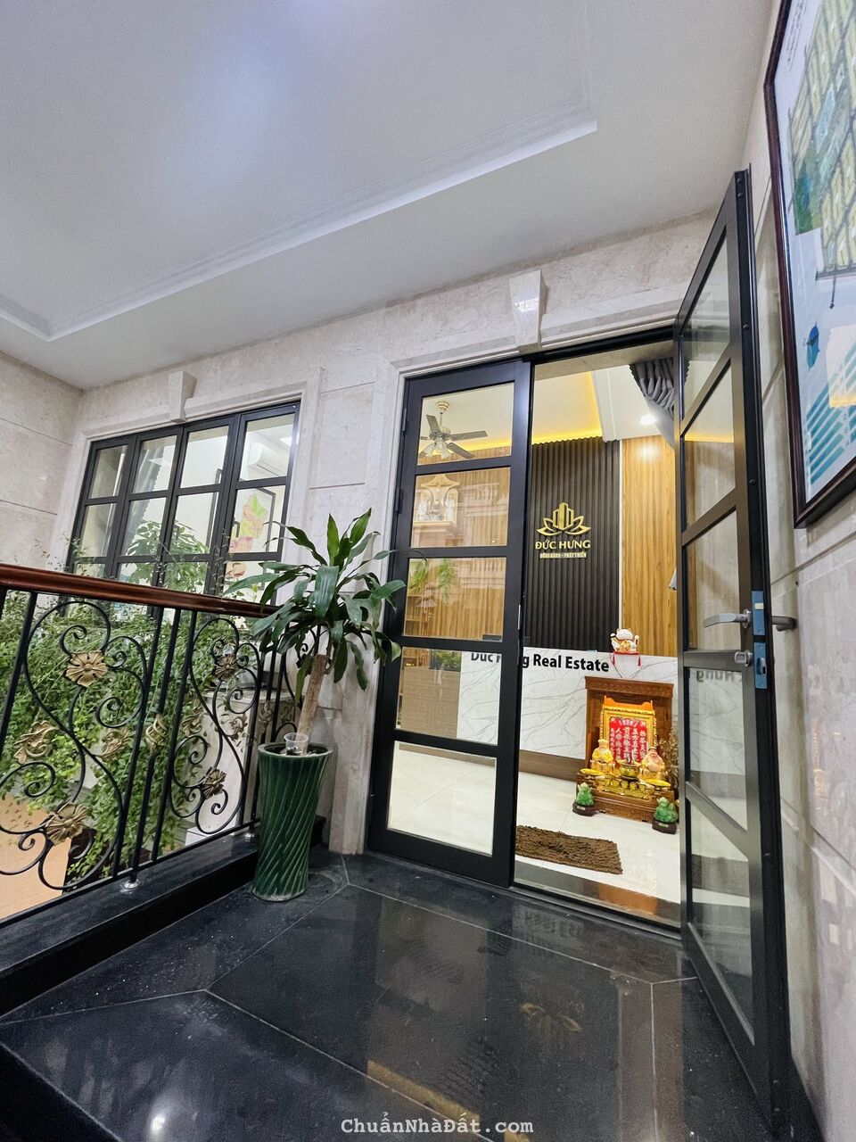 Bán nhanh căn nhà phố có hầm city land park hill đã hoàn thiện,sổ hồng vĩnh viễn giá 16,5tỷ ạ 