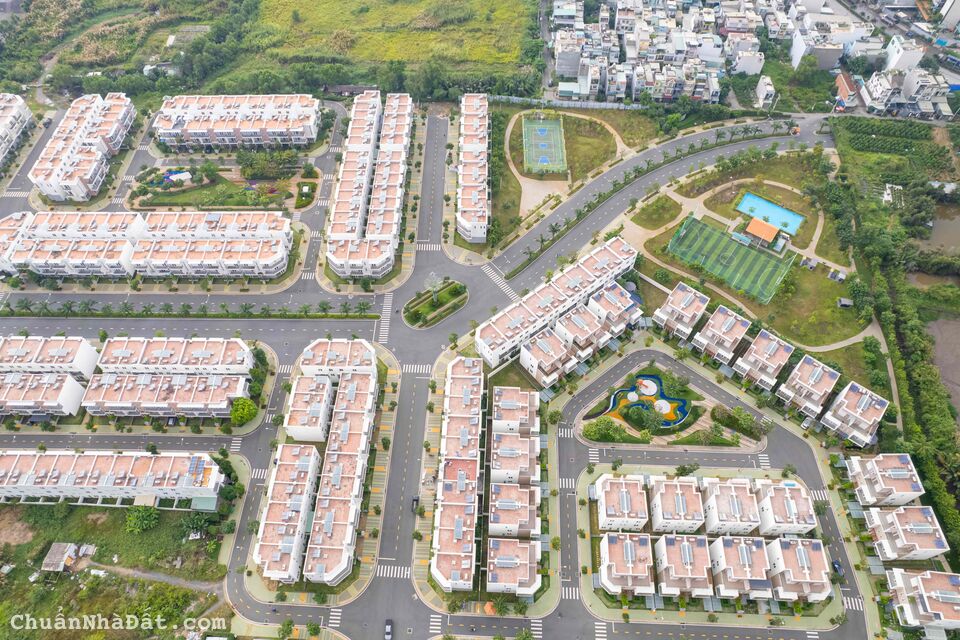 NHÀ PHỐ-SHOPHOUSE 4PN| DRAGON VILLAGE QUẬN 9, ĐÃ XÂY, SỔ HỒNG