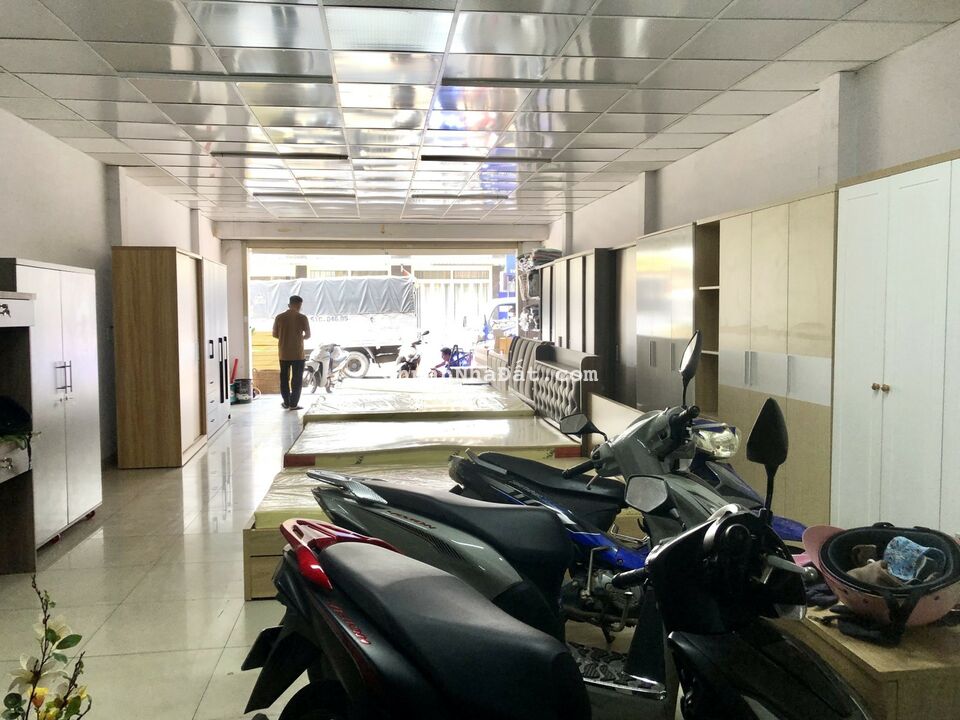 Bán Nhà Mặt Tiền Phan Văn Hớn- Hóc Môn-5,5x36m- Cho thuê 24tr-Nhỉnh 8 Tỷ Giá Tốt