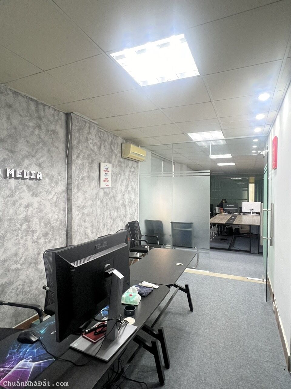 Cho thuê Văn phòng mặt phố 451 Vũ Tông Phan - Thanh Xuân