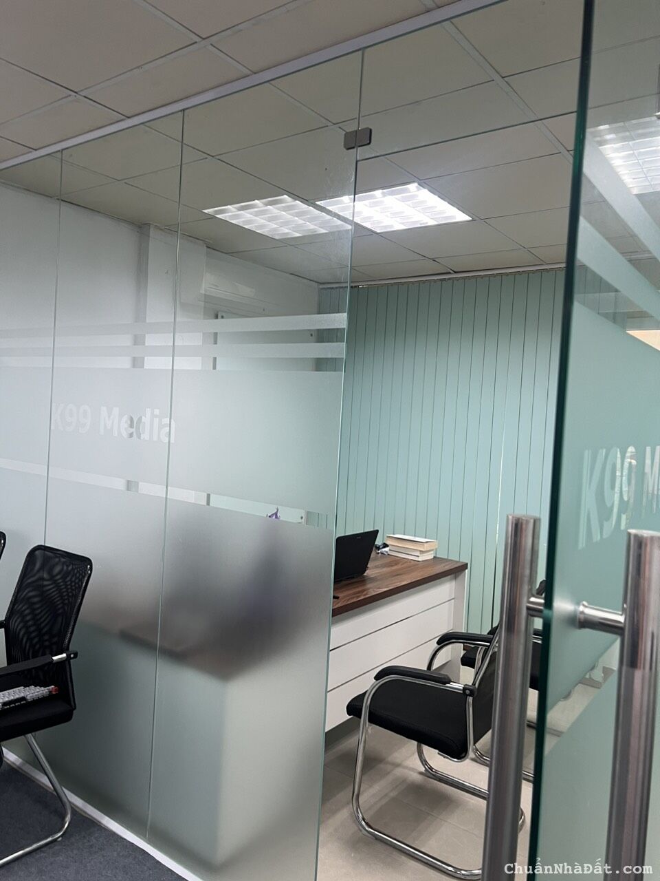 Cho thuê Văn phòng mặt phố 451 Vũ Tông Phan - Thanh Xuân