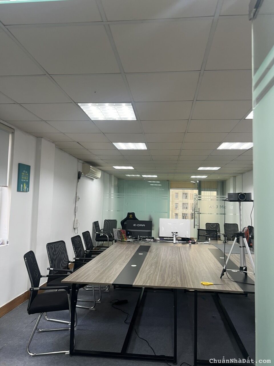 Cho thuê Văn phòng mặt phố 451 Vũ Tông Phan - Thanh Xuân