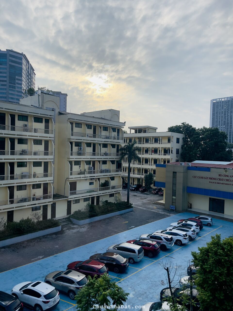 Cho thuê MBKD, văn phòng tại 177 + 179 Khuất Duy Tiến - Thanh Xuân. 