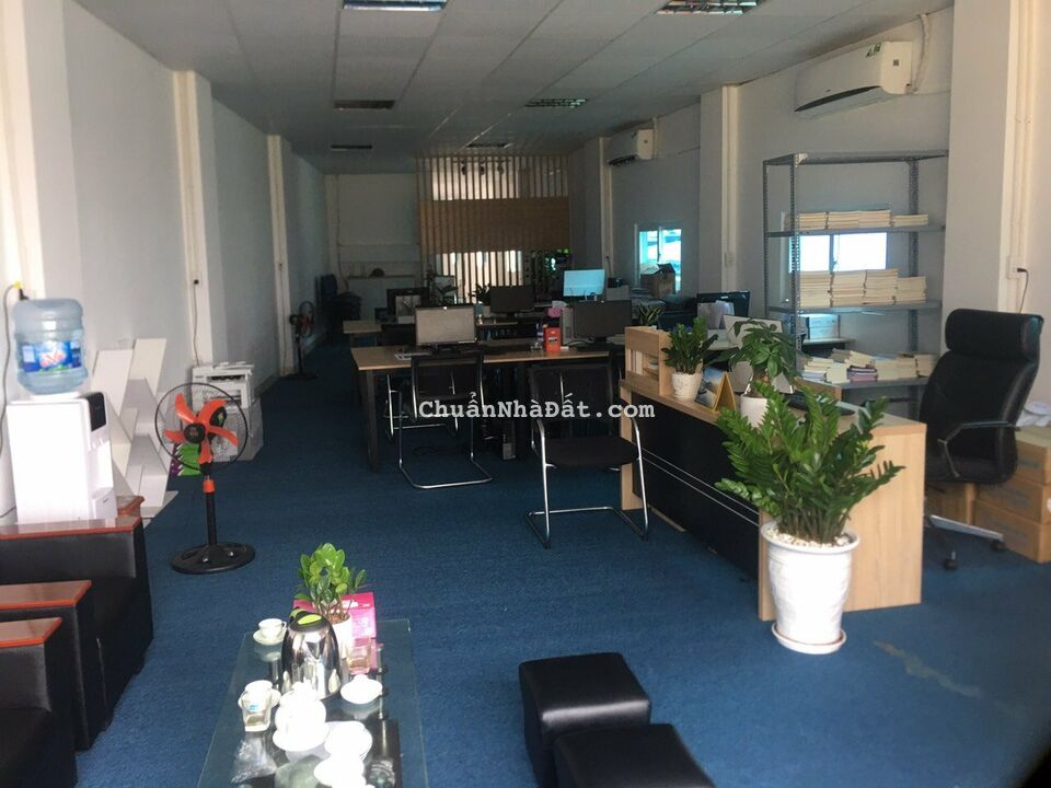 Cho Thuê văn phòng 60m² - 80m2 tại Mặt phố 442 Nguyễn Trãi giá chỉ 8 triệu.