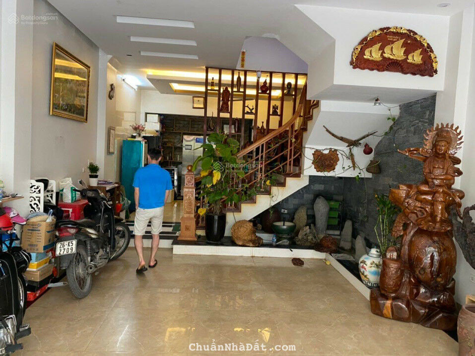 Chủ nhà CẦN thanh khoản. Bán nhà gần Dịch vụ Mỗ Lao, đường 18M Chủ nhà CẦN thanh khoản. Bán nhà gần Dịch vụ Mỗ Lao, đường 18M