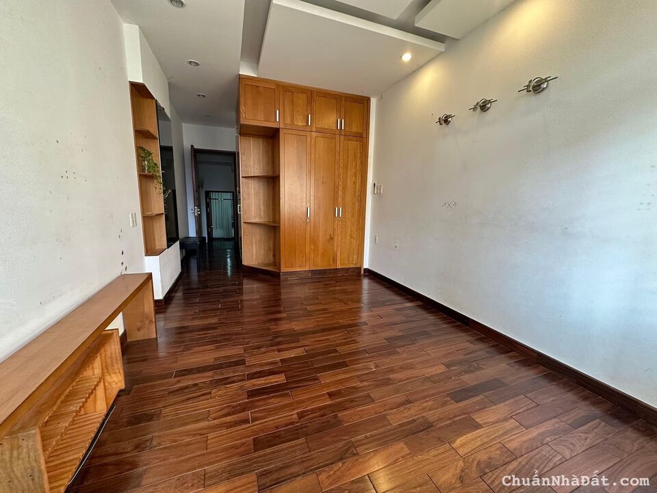 🔥Hàng Nóng Bỏng Tay Vừa Mới Đáp Mặt Tiền Sầm Uất Kinh Doanh Đa Nghề💯