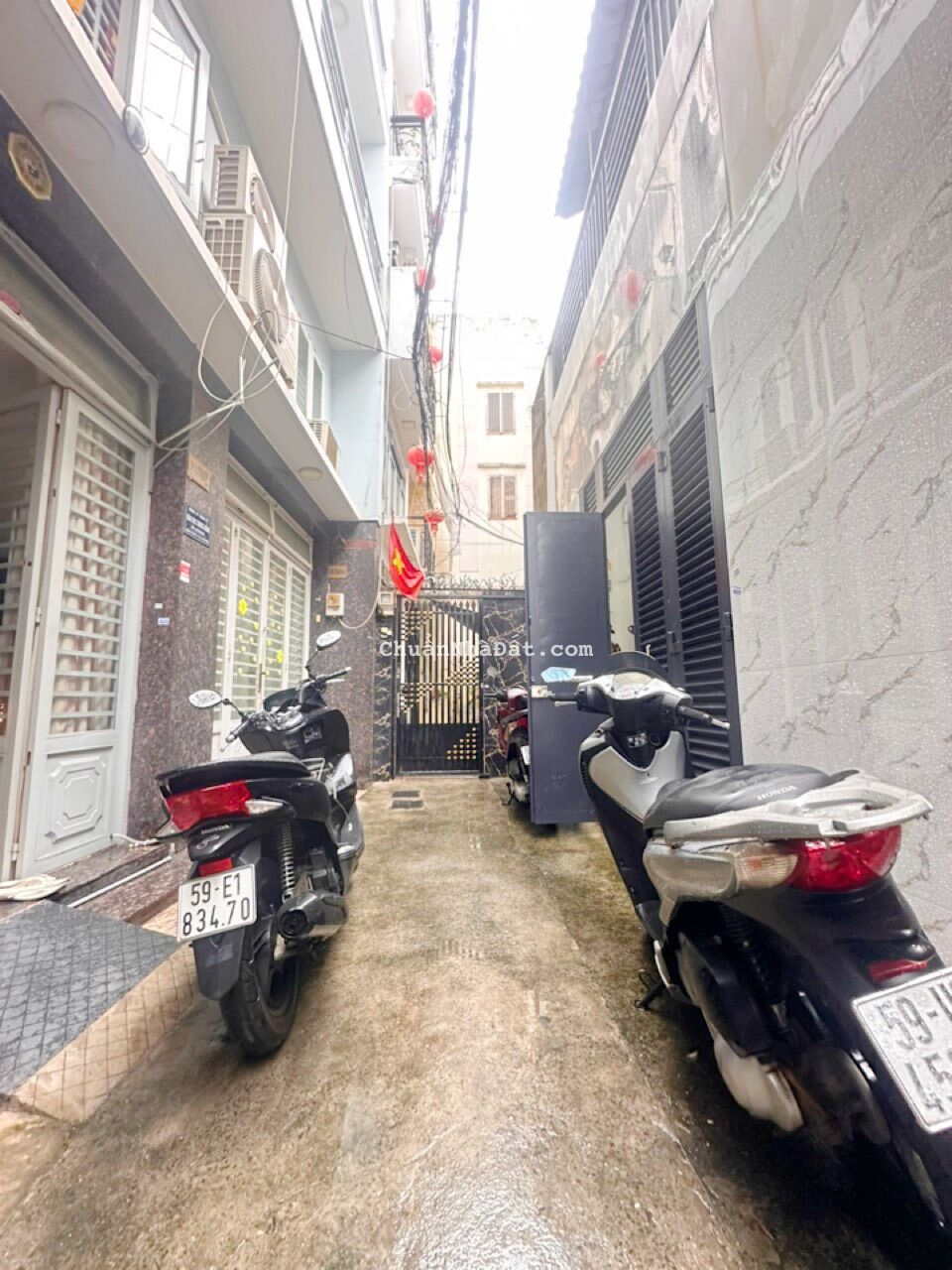 Bán nhà lê văn sỷ quận phú nhuận - Vị trí kinh doanh buôn bán gì cũng được . Khu an ninh . Nhà đẹp 