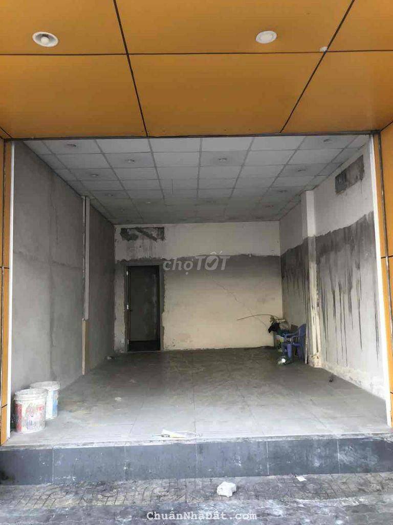 MẶT TIỀN ĐINH BỘ LĨNH - GẦN BẾN XE MIỀN ĐÔNG - HƯỚNG ĐI HÀNG XANH