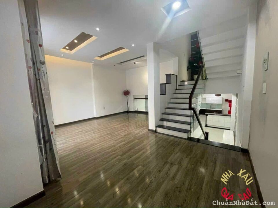 Biệt thự 3 tầng mặt tiền ngang 6m Nguyễn Hữu Huân - Nha Trang - nhỉnh 14T