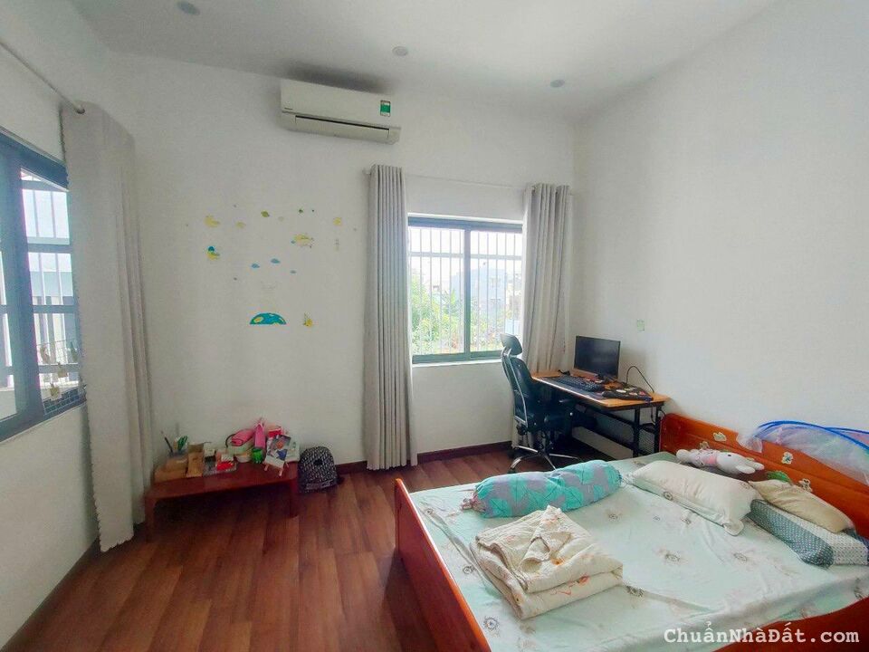 Bán nhà 3 tầng kiệt ô tô 5m Trưng Nữ Vương gần Nguyễn Tri Phương, Quận Hải Châu, Đà Nẵng.