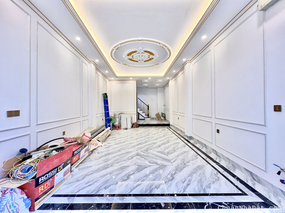 Siêu phẩm nhà phố Thụy Khuê, ô tô vào tận nhà, 7 tầng có thang máy DT 52m2, cách mặt phố 10m Siêu phẩm nhà phố Thụy Khuê, ô tô vào tận nhà, 7 tầng có thang máy DT 52m2, cách mặt phố 10m