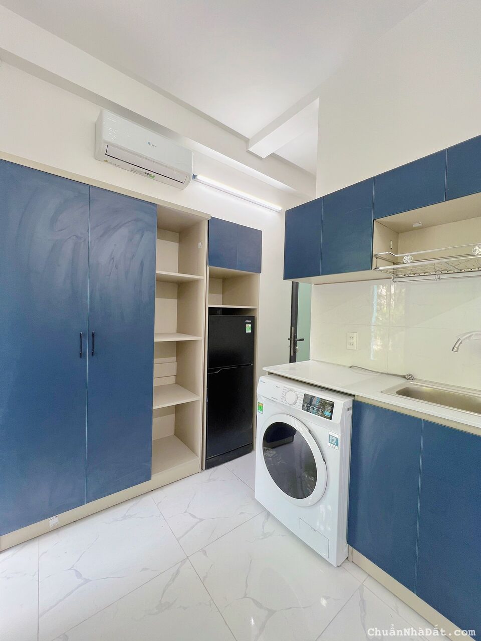 CHO THUÊ CHDV GIÁ RẺ TRUNG TÂM BÌNH THẠNH