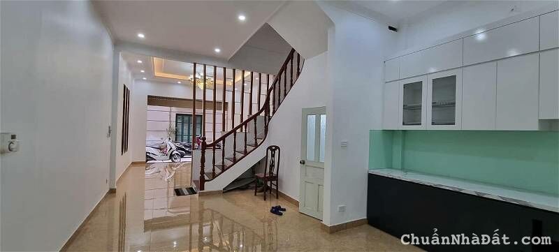 BÁN NHÀ NGỌC LÂM 50M2×4 TẦNG, MẶT TIỀN 4,5M, LÔ GÓC, GARA Ô TÔ. GIÁ NHỈNH 7 TỶ