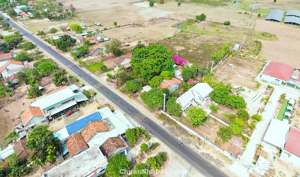 Đất Thổ Cư. Gần Sân Bay . Sổ Hồng Riêng. Giá Chỉ 510tr/lô Đất Thổ Cư. Gần Sân Bay . Sổ Hồng Riêng. Giá Chỉ 510tr/lô