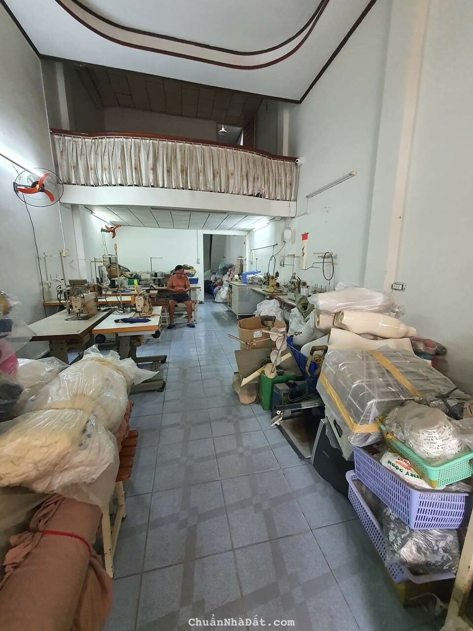 CHỈ 5,49 TỶ NHÀ SÁT MẶT TIỀN LŨY BÁN BÍCH 2 TẦNG 96M2 CHÍNH CHỦ TRANG BÌA CHƯA QUA ĐẦU TƯ